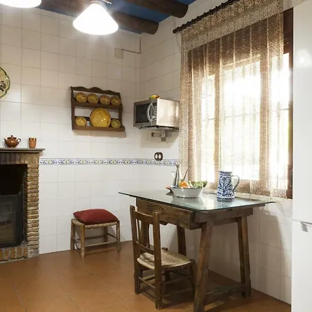 Cortijo La Algallumbilla * Carcabuey