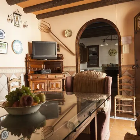 Holiday home Cortijo La Algallumbilla *