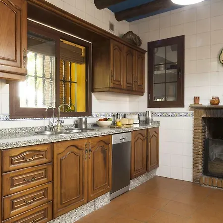 Holiday home Cortijo La Algallumbilla *